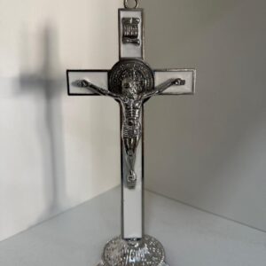 Crucifixo com base 23cm prata